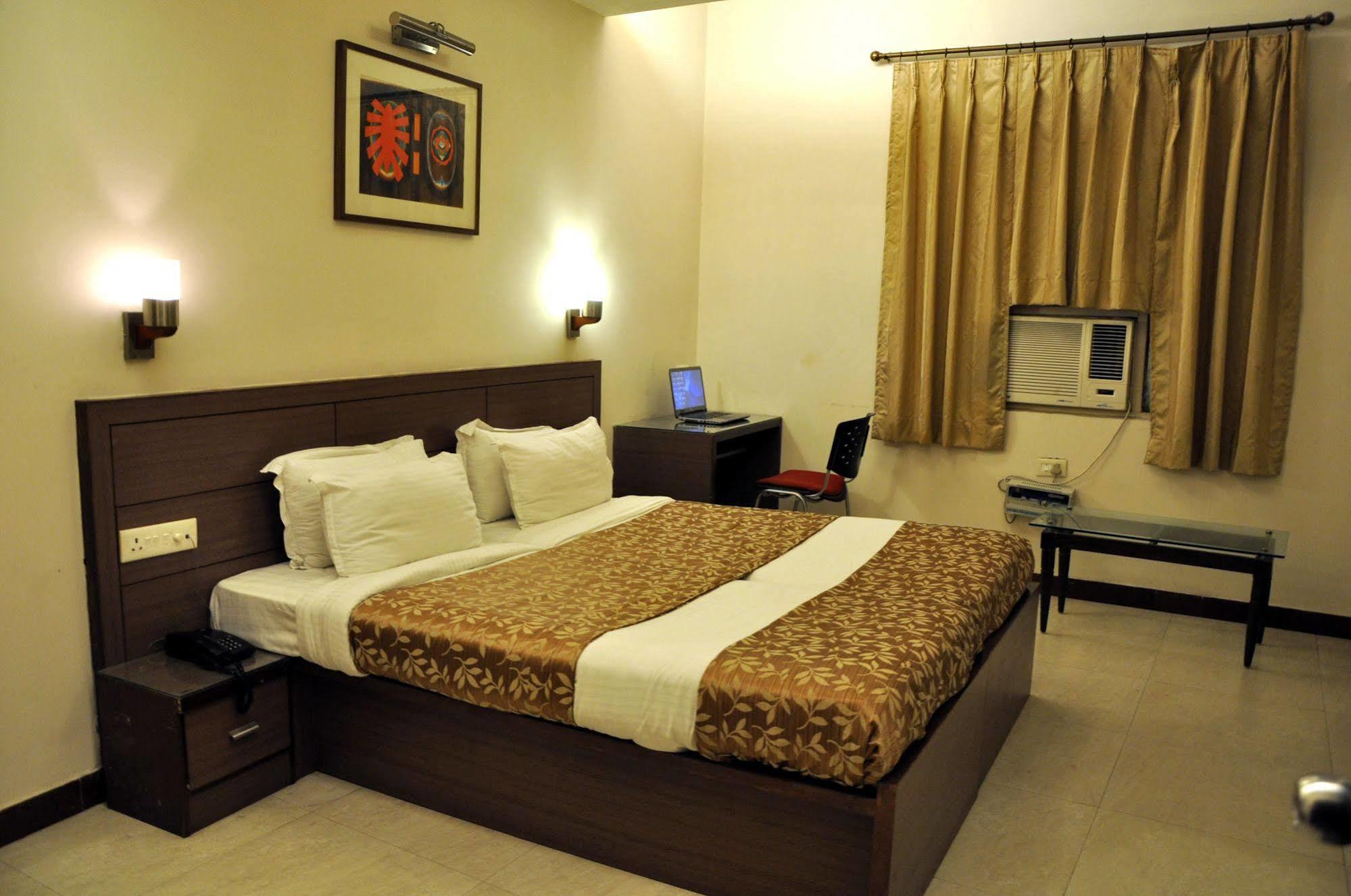 Hotel Crystal Retreat Agra  Eksteriør bilde