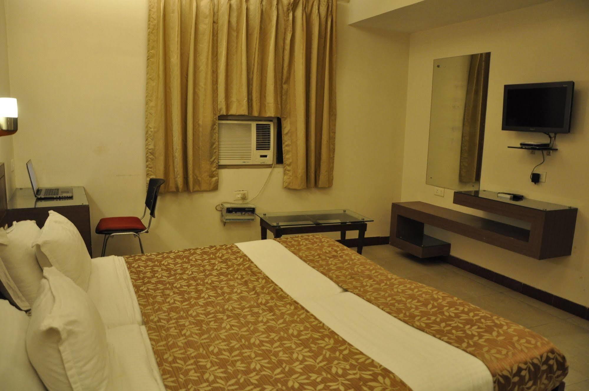 Hotel Crystal Retreat Agra  Eksteriør bilde